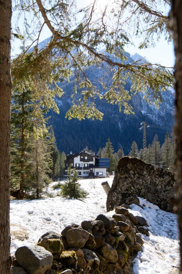 Hotel Garni Roberta Мальга-Чапелла Экстерьер фото