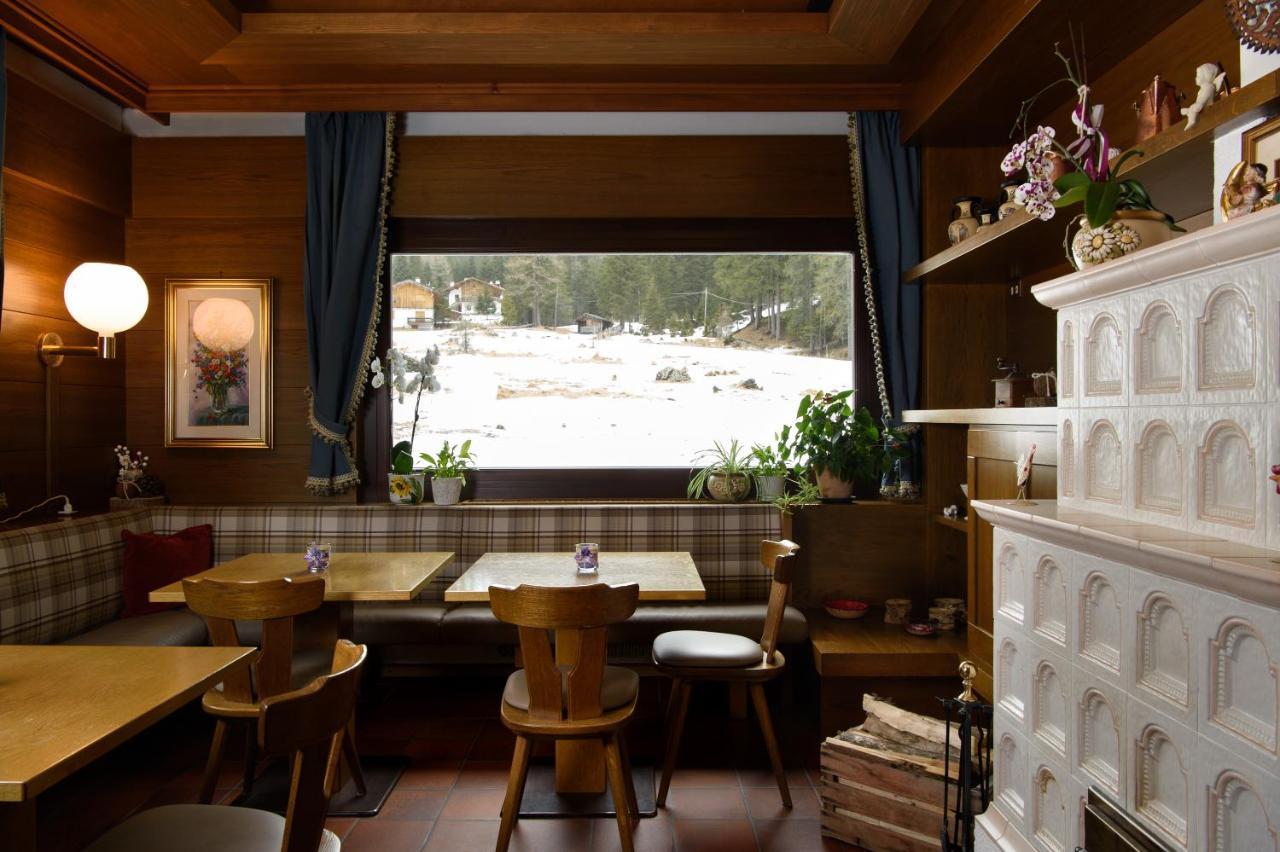 Hotel Garni Roberta Мальга-Чапелла Экстерьер фото