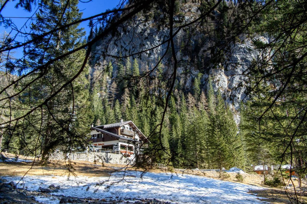 Hotel Garni Roberta Мальга-Чапелла Экстерьер фото